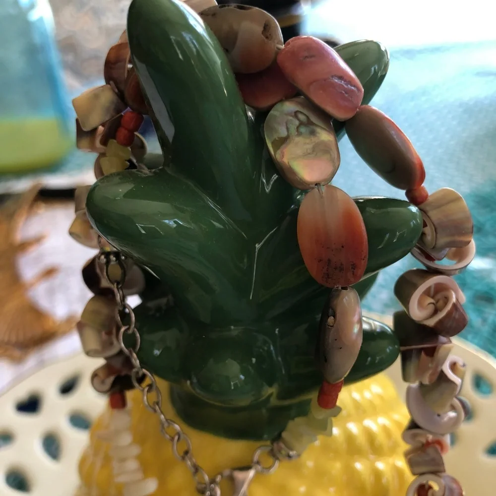 Lilly Pulitzer‎ sterling Shell and coral necklace